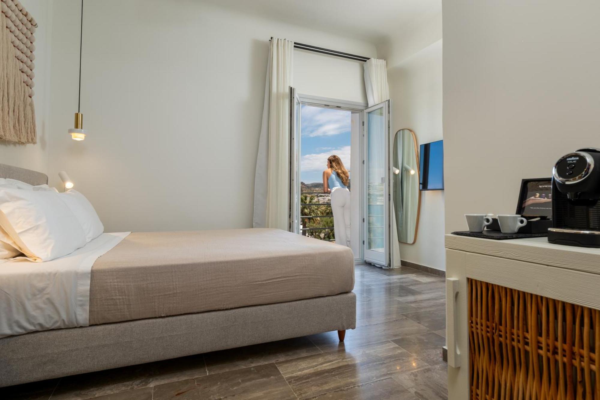 Oasis Parikia (Paros)