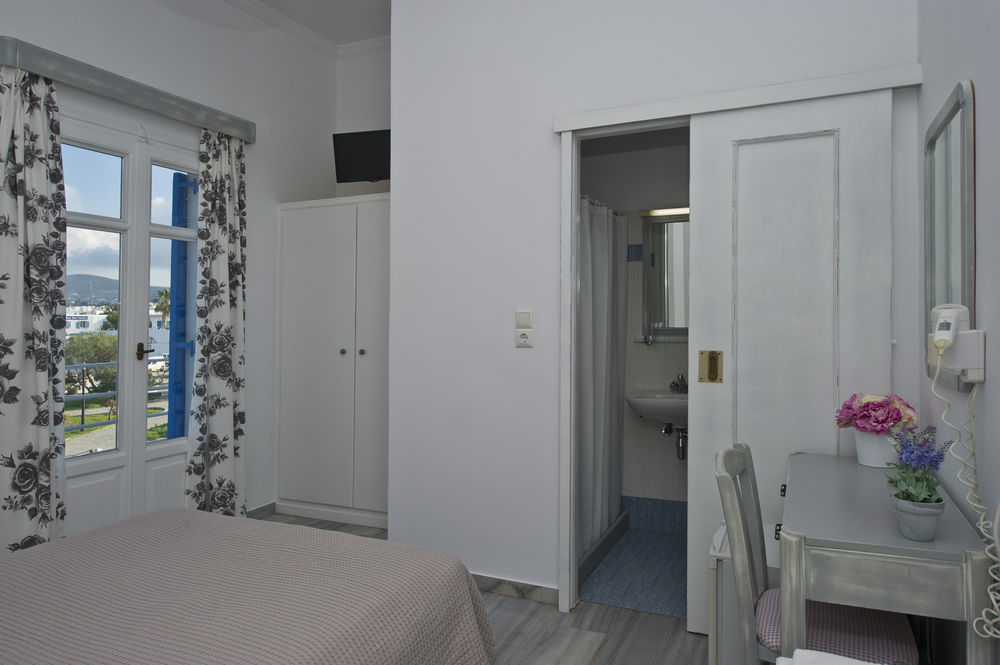 Oasis Hotel 3*