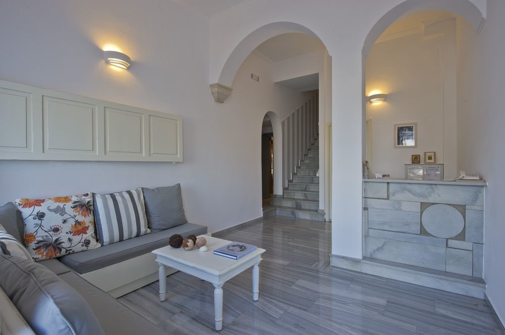 Oasis Parikia (Paros)